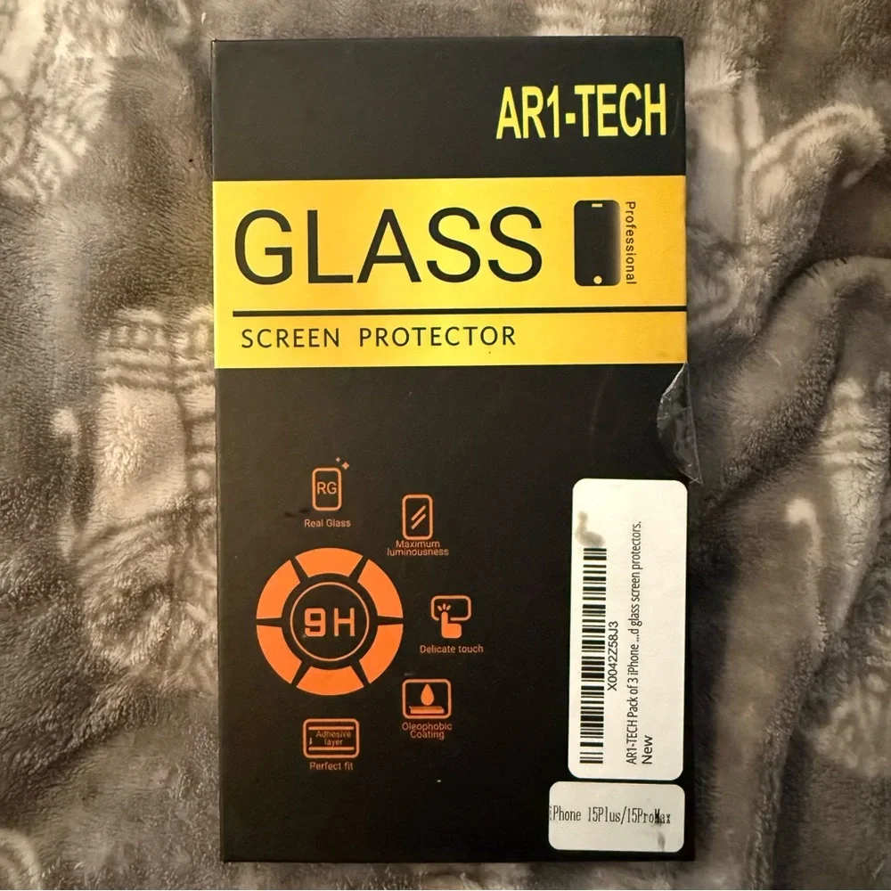 iPhone 15 plus / pro max screen protectors